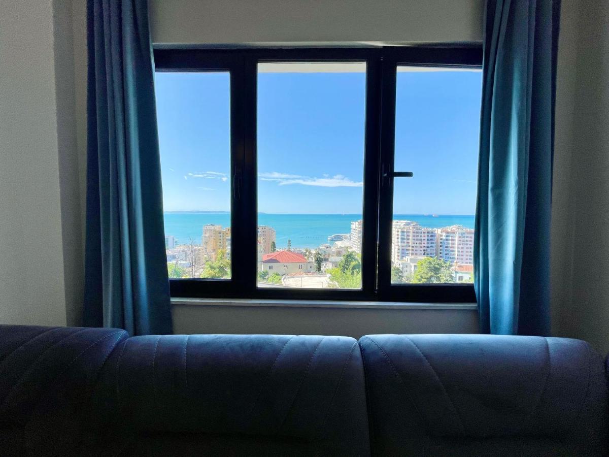 Nostalgic Sea View *