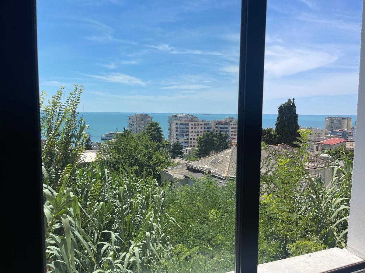 Nostalgic Sea View Lägenhet Durrës